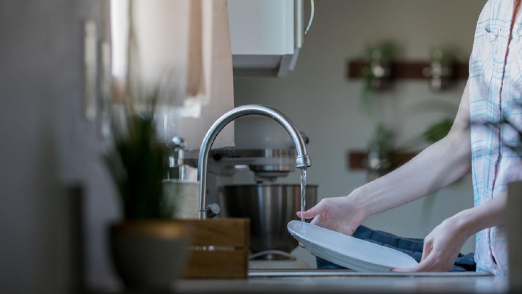 El último chollo de Lidl: un lavavajillas portátil que no necesita conexión  de agua