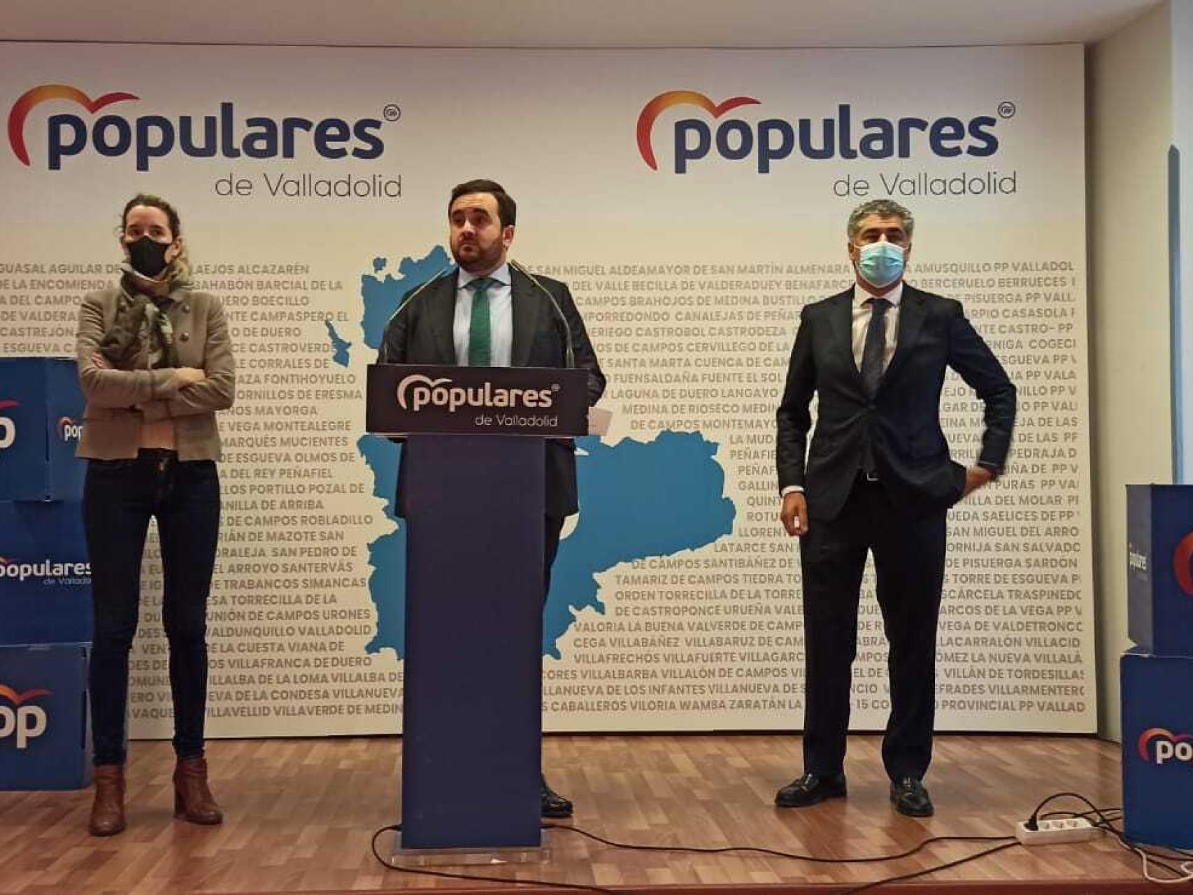 El diputado del PP por Valladolid, José Ángel Alonso, durante la rueda de prensa de este martes.