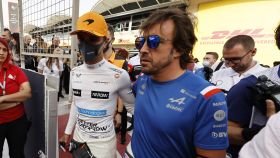 Fernando Alonso con Lando Norris en el Gran Premio de Bahréin