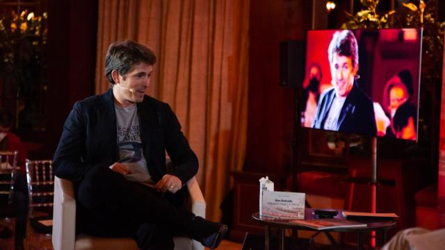 El chef Nino Redruello durante la charla gastronómica organizada por el Teatro Real