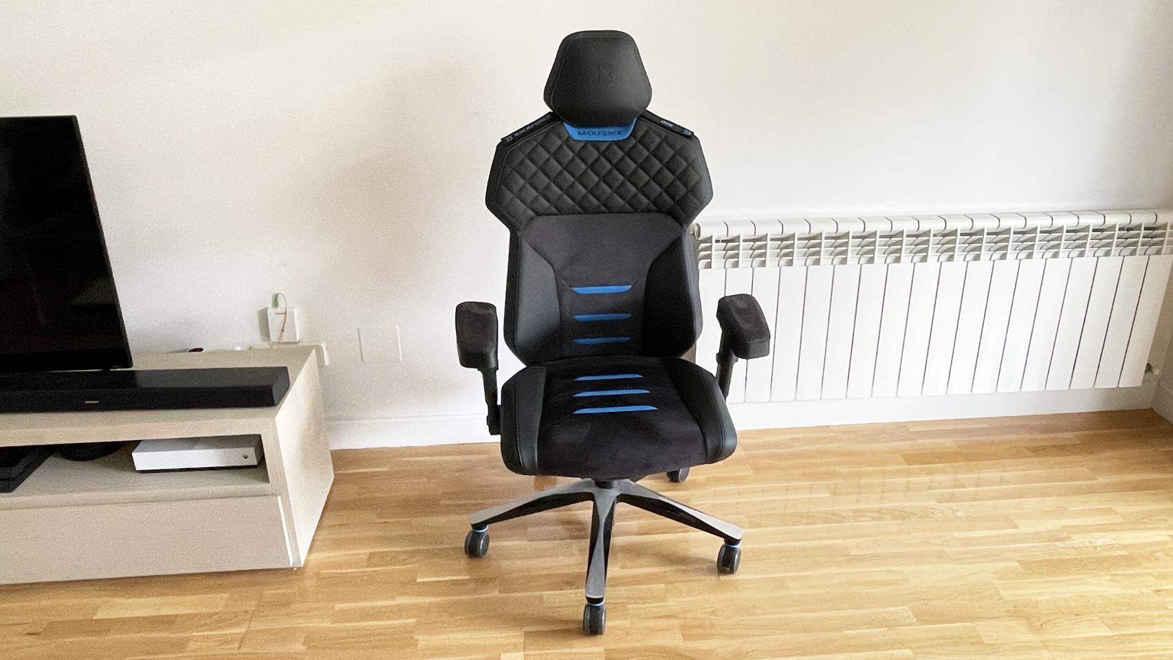 Tan cómoda que todos en casa querrán usarla: esta silla gamer