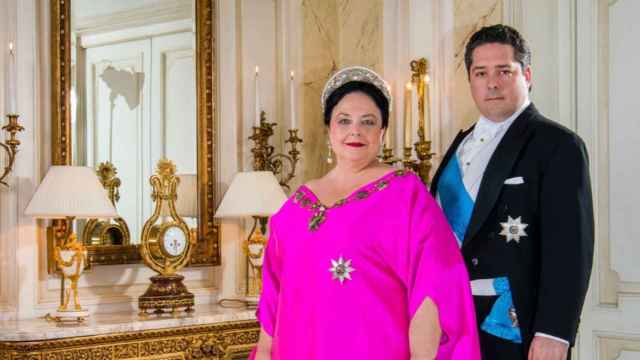 La gran duquesa María Romanovna y su hijo, el gran duque Jorge Romanov, son los herederos al trono de Rusia.