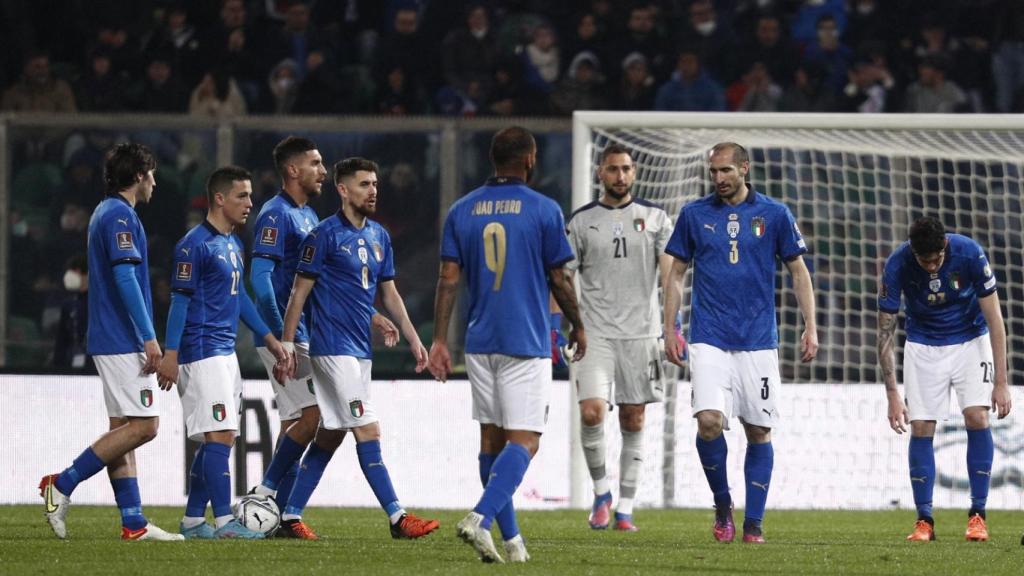 Misterio Elaborar Precaución Italia 0-1 Macedonia del Norte: Macedonia deja fuera a Italia de Catar  2022: del éxito de la Eurocopa a quedarse sin Mundial
