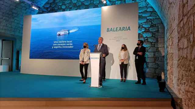 El presidente de Baleària, Adolfo Utor, presenta la memoria de sostenibilidad de 2021.