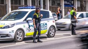 Detenido por amenazar con un cuchillo a quienes le recriminaron que no recogiera las heces de sus perros