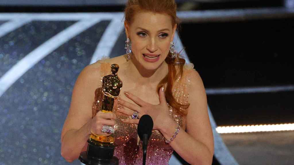 Jessica Chastain consigue por fin su primer Oscar gracias a 'Los ojos de Tammy Faye'.