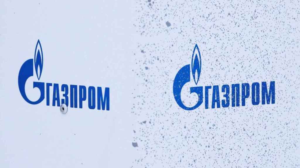 Los logotipos de Gazprom en la planta gasística de Bovanenkovo .