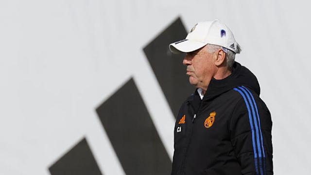 Carlo Ancelotti, en un entrenamiento del Real Madrid