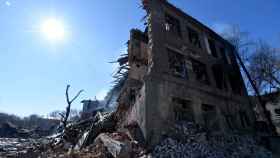 Destrozos en Dnipro tras los ataques aéreos rusos.