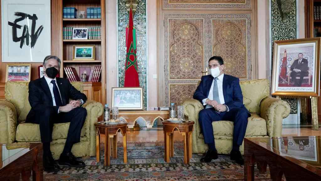 El secretario de Estado de EEUU, Antony Blinken, durante su encuentro en Rabat con Nasser Bourita, ministro de Exteriores de Marruecos.