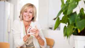 Estos son los alimentos y los hábitos que debes seguir para adelgar durante la menopausia