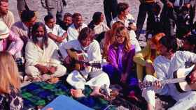 John Lennon y Paul McCartney en 'The Beatles y la India'