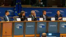 Maksym Chepeliev, Karen Pittel, Luis Garicano, Georg Zachmann y Ben Moll, en el acto del Parlamento Europeo.