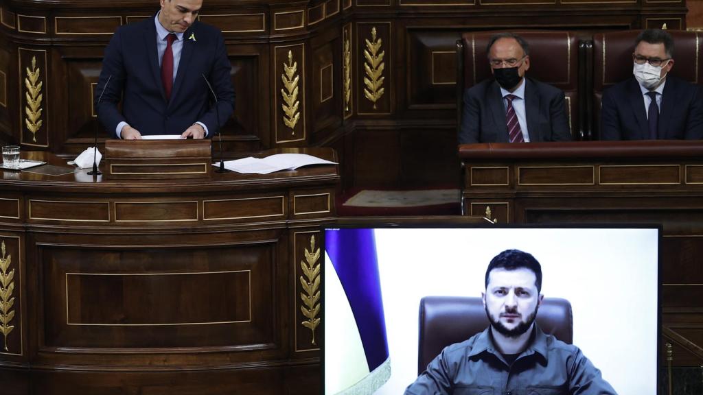 Pedro Sánchez y Volodímir Zelenski, presidente de Ucrania, en el Congreso de los Diputados-