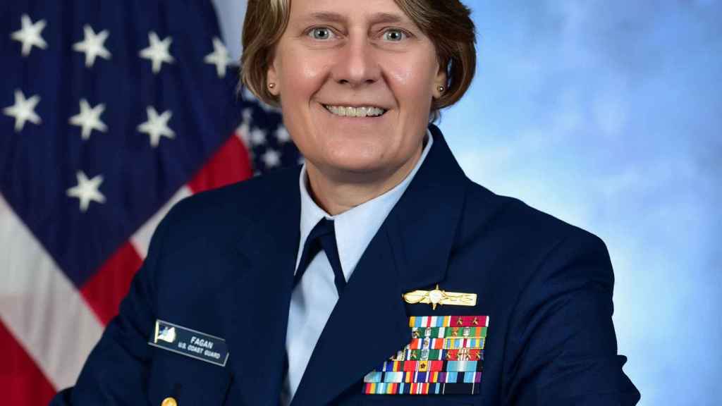 La almirante de la Guardia Costera, Linda Fagan.