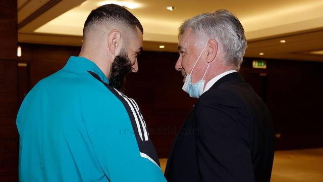 Benzema y Carlo Ancelotti