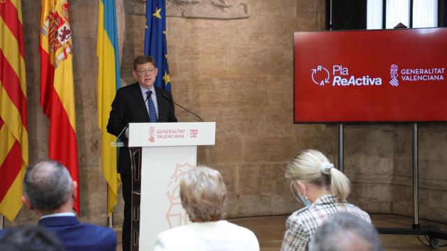 Ximo Puig, durante la presentación del Plan Reactiva. EE