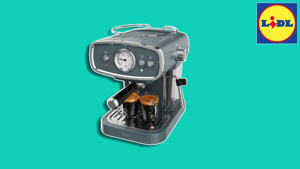 Resolver va a decidir Salvación Lo último de Lidl es una cafetera espresso por 70 euros: 15 bares de  presión y diseño retro