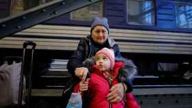 Tatyana, de 76 años, de Kramatorsk, huye de la invasión rusa de Ucrania.