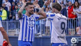 Vadillo y Brandon, los dos goleadores blanquiazules ante el Real Valladolid.