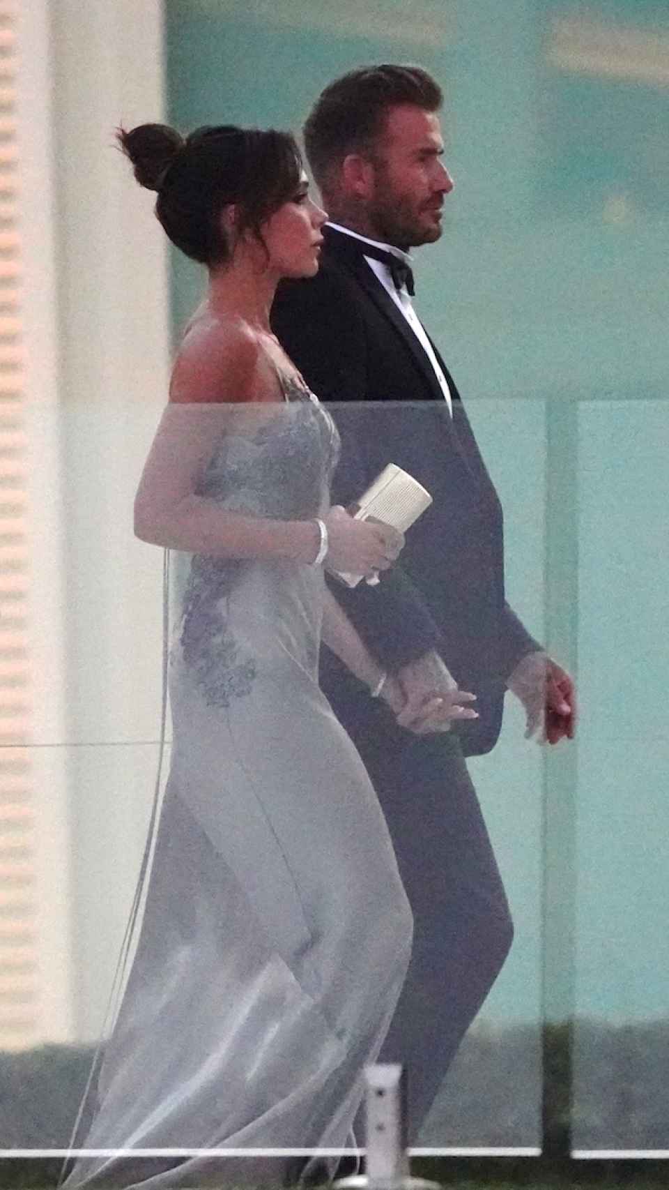 Victoria y David Beckham, en la boda de su hijo Brooklyn.