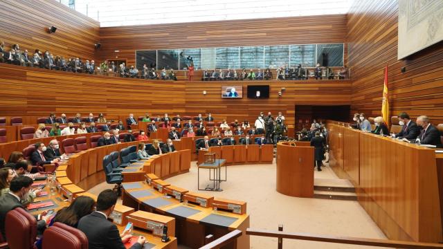 Las Cortes de Castilla y León el día de su constitución