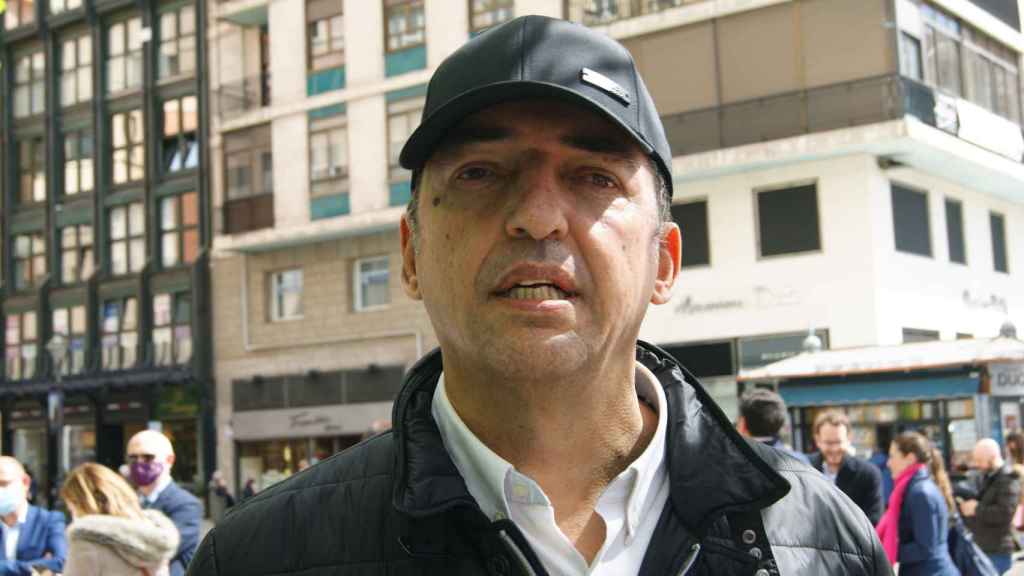Carlos Rodríguez, enfermo de Parkinson y presidente de Aparval