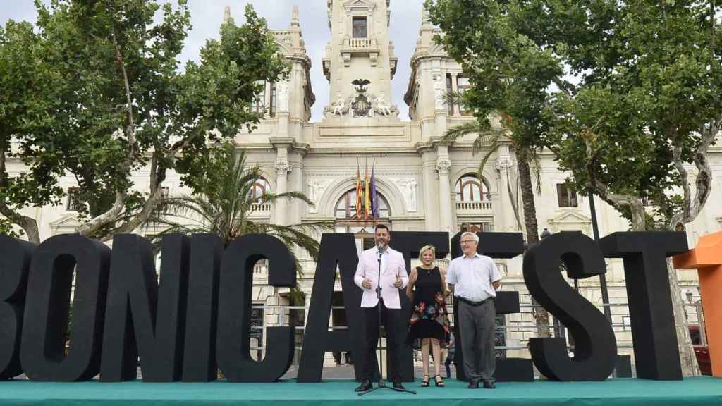 El alcalde de Valencia, Joan Ribó (a la derecha), y el concejal Galiana en el Bonica Fest.