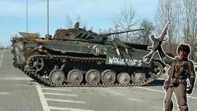 Fotografía de un vehículo militar ruso con la palabra Wolverines.