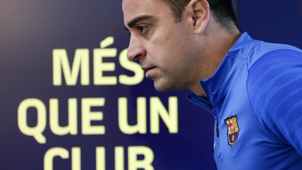 Xavi Hernández, en rueda de prensa de la Europa League