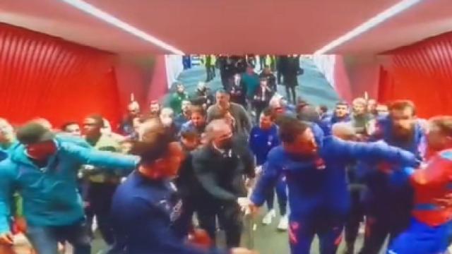 Pelea entre Atlético de Madrid y Manchester City en el túnel de vestuarios