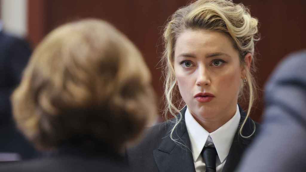 Amber durante la tercera sesión de juicio en Los Ángeles.