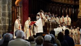 El arzobispo de Valladolid, Ricardo Blázquez, preside la celebración que, al inicio de las jornadas del Triduo Pascual