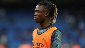 Eduardo Camavinga durante el calentamiento previo a un partido del Real Madrid