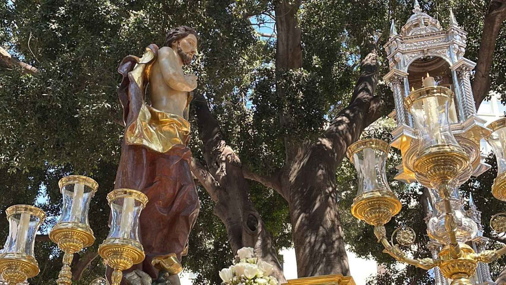 El Resucitado culmina la Semana Santa de Málaga