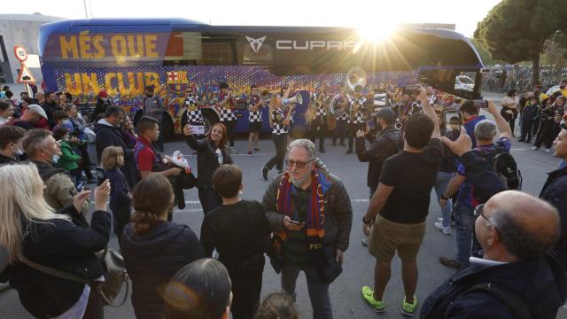 Aficionados del Barcelona, fuera del Camp Nou