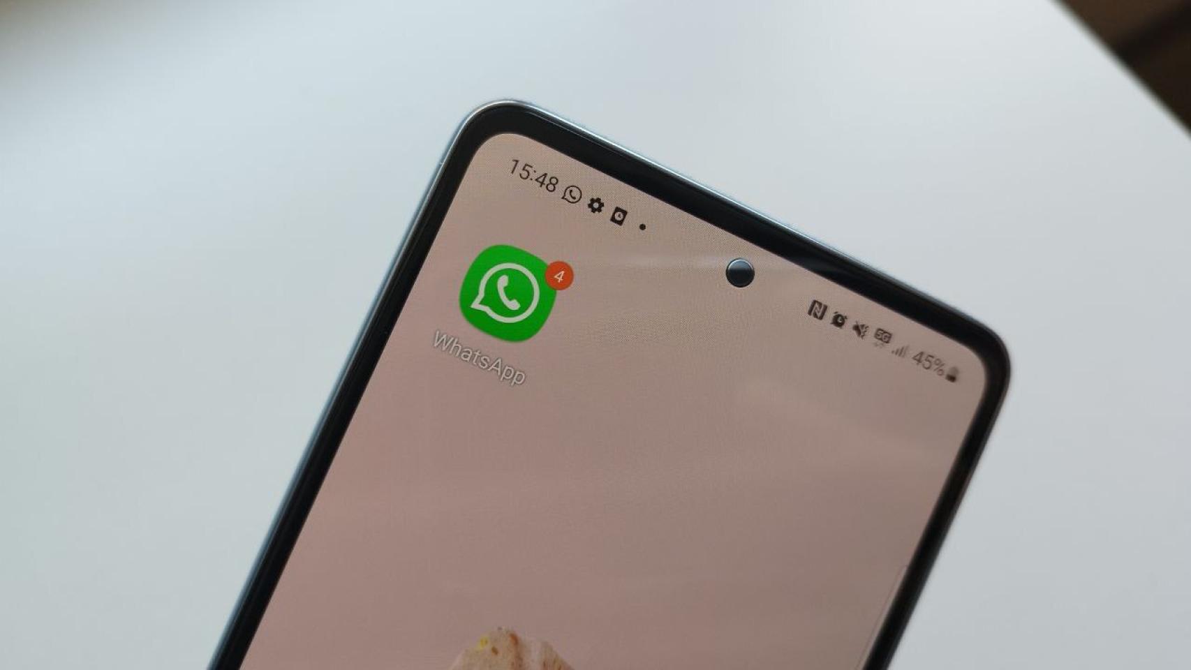 Las cuatro formas de leer y responder en WhatsApp sin abrir los