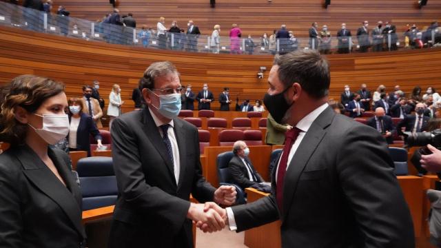 Santiago Abascal en el photocall de las Cortes