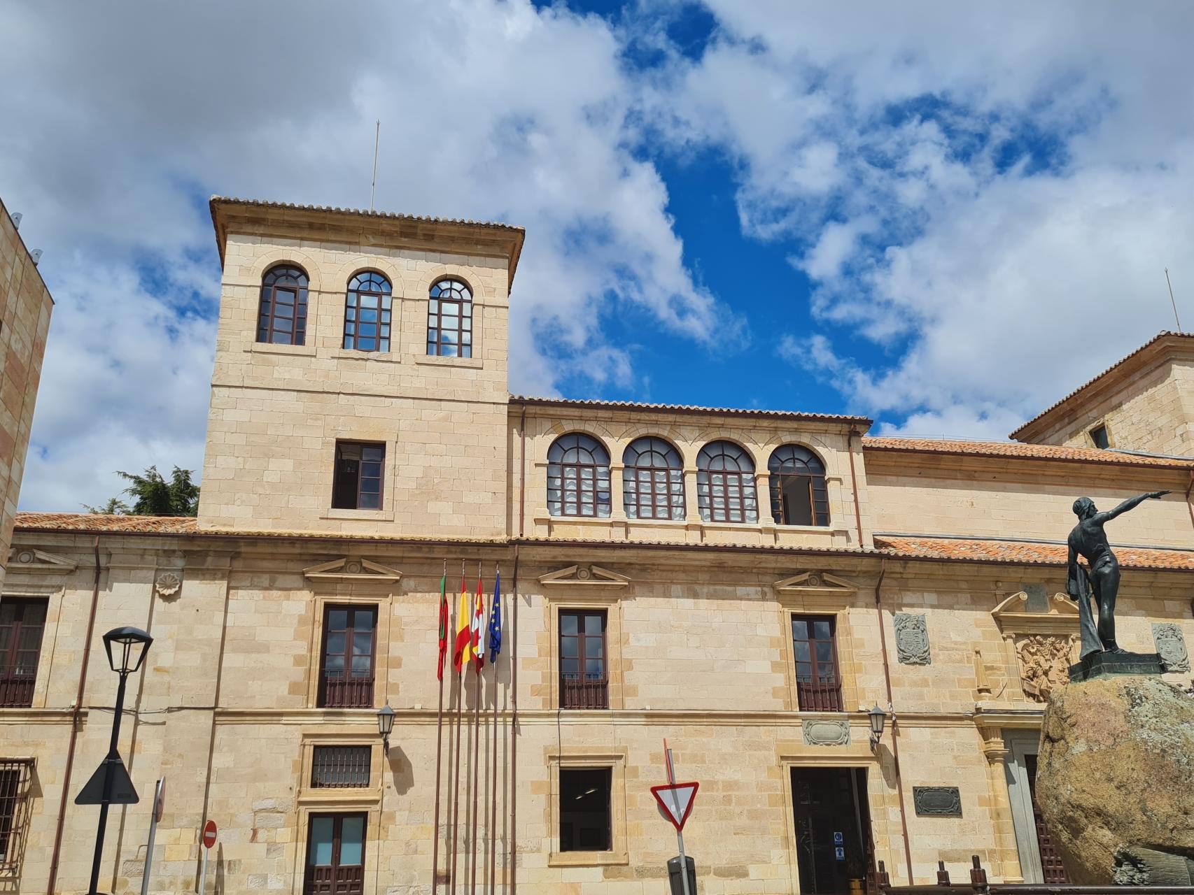 Imagen de archivo de la sede principal de la Diputación de Zamora.