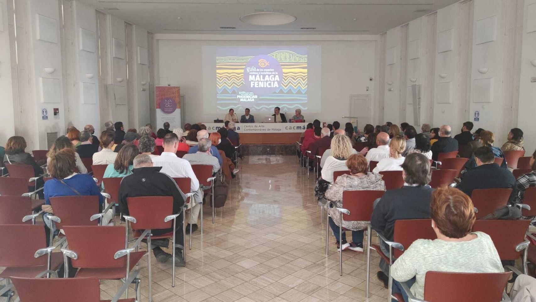 La primera de las charlas marcó la base para las restantes.