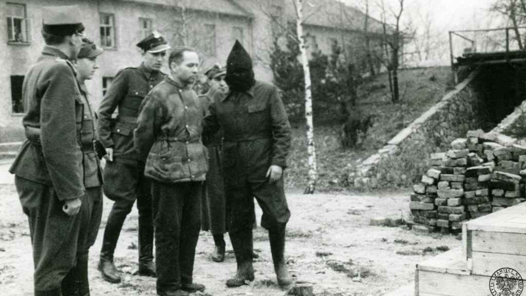 Rudolf Höss, momentos antes de ser ejecutado.