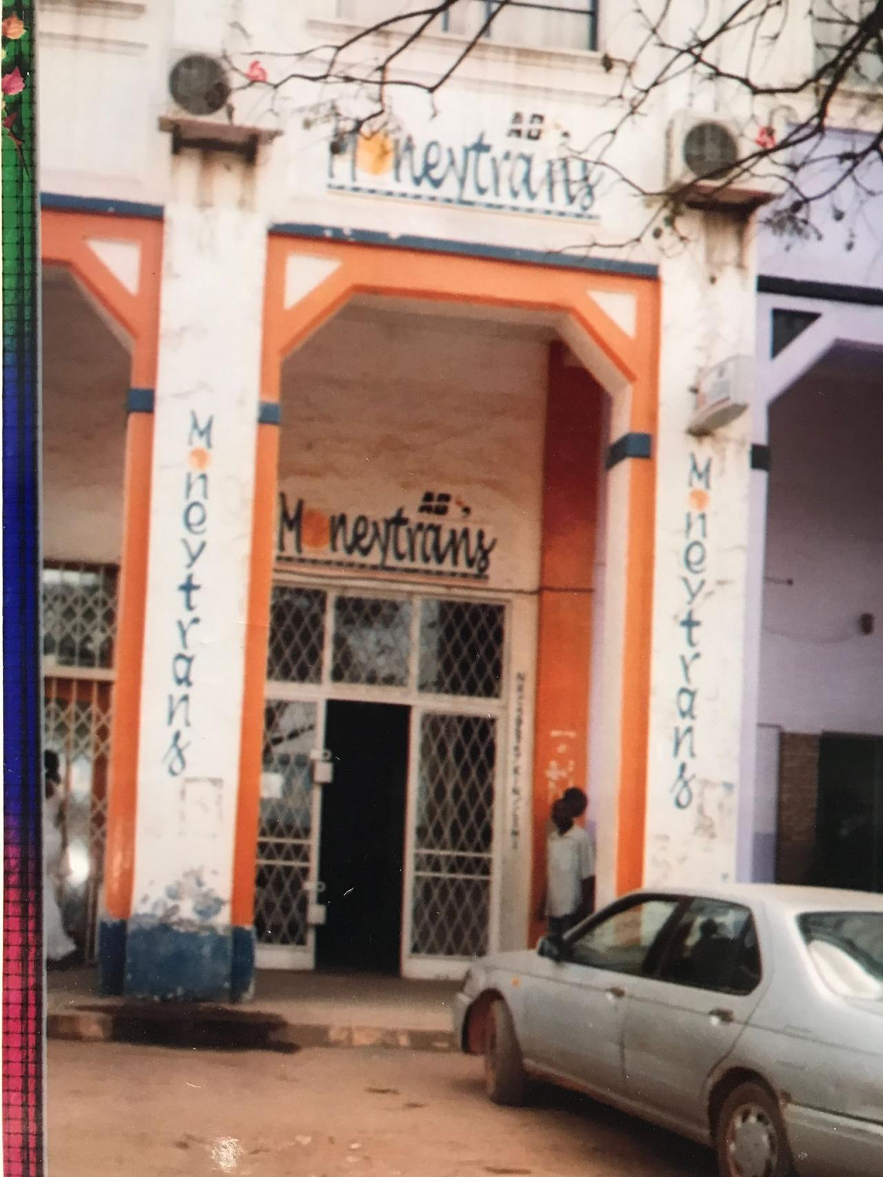 Esta empresa de Málaga lidera en RD Congo desde c/La Unión Moneytrans, la multinacional a pie Esta empresa de Málaga lidera en RD Congo desde c/La Unión Moneytrans, la multinacional a pie