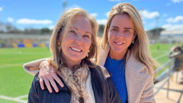 Amelia Bono con su madre Ana Rodríguez. Foto: Instagram @ameliabono.