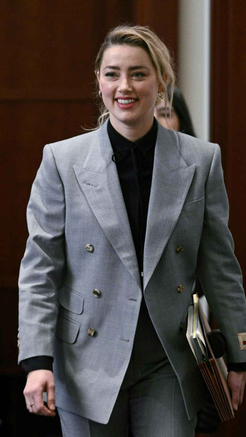 Amber Heard llegando a la sesión de juicio que se celebró el 12 de abril de 2022.