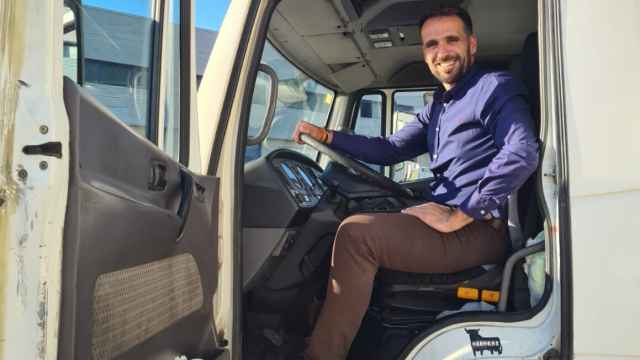 El viaje al éxito de Rafa: de conducir un camión a facturar 11 millones de euros con CEMA Baterías
