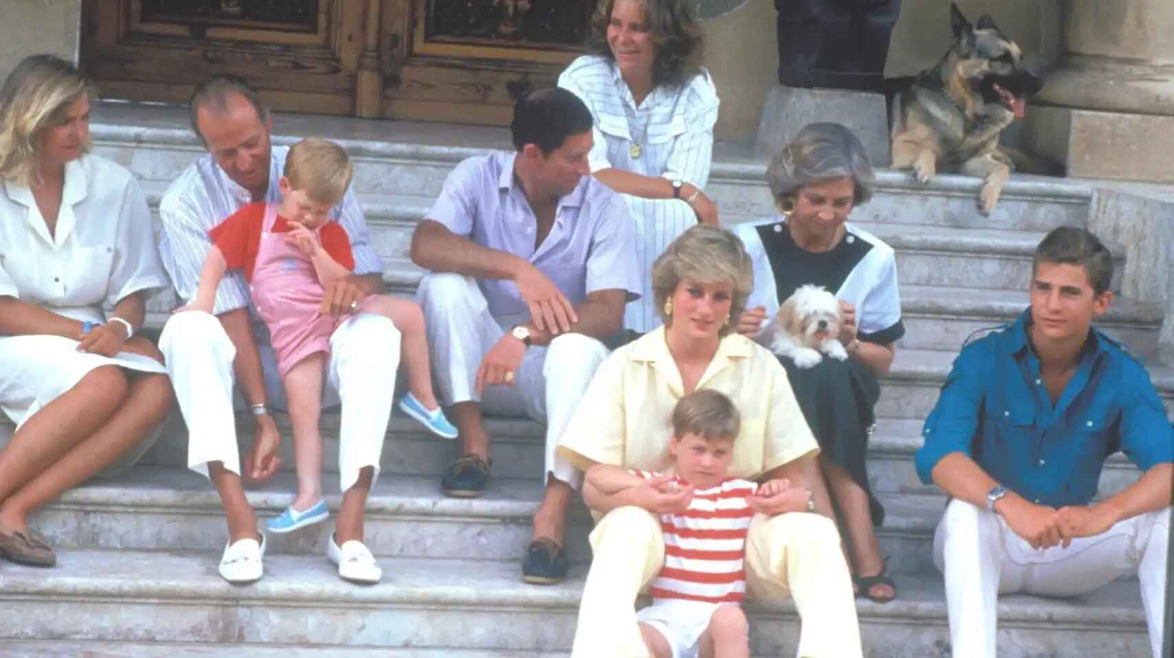 Diana y Carlos de Inglaterra visitaron Marivent por primera vez en 1986.