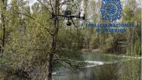 La Policía Nacional rastrea con drones el río Torío en busca del joven desaparecido