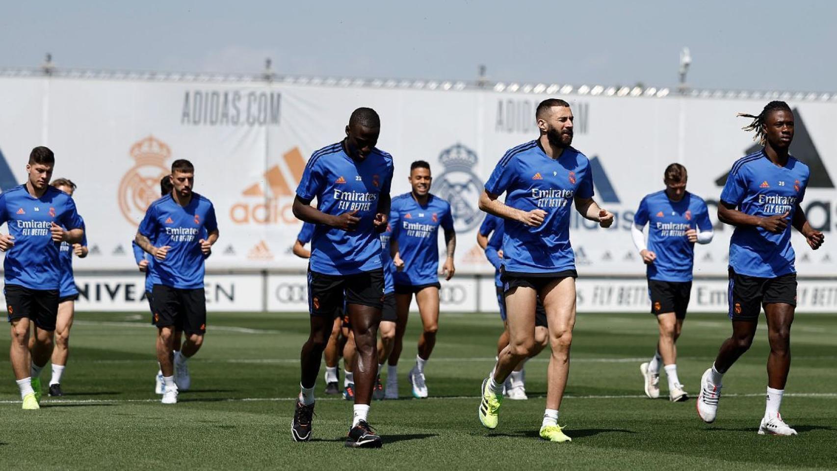 Los jugadores del Real Madrid, en el entrenamiento del 1 de mayo