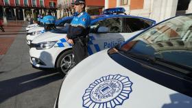 Un policía municipal en la Plaza Mayor de Valladolid