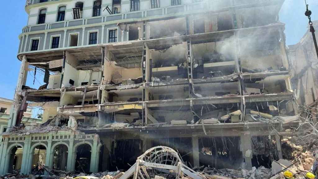 Estado del hotel Saratoga tras la explosión este viernes en La Habana, Cuba.